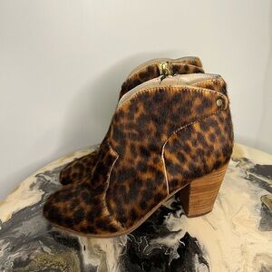Boden Hoxton Calf Hair Leopard Boots 36